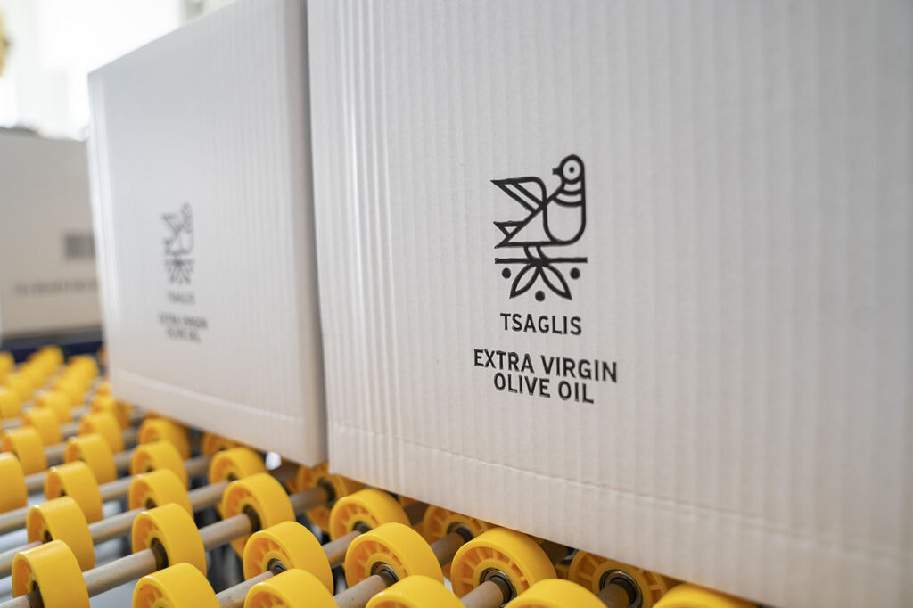 Tsaglis Extra Virgin Olive Oil - Kalamata - Messinia - Packaging